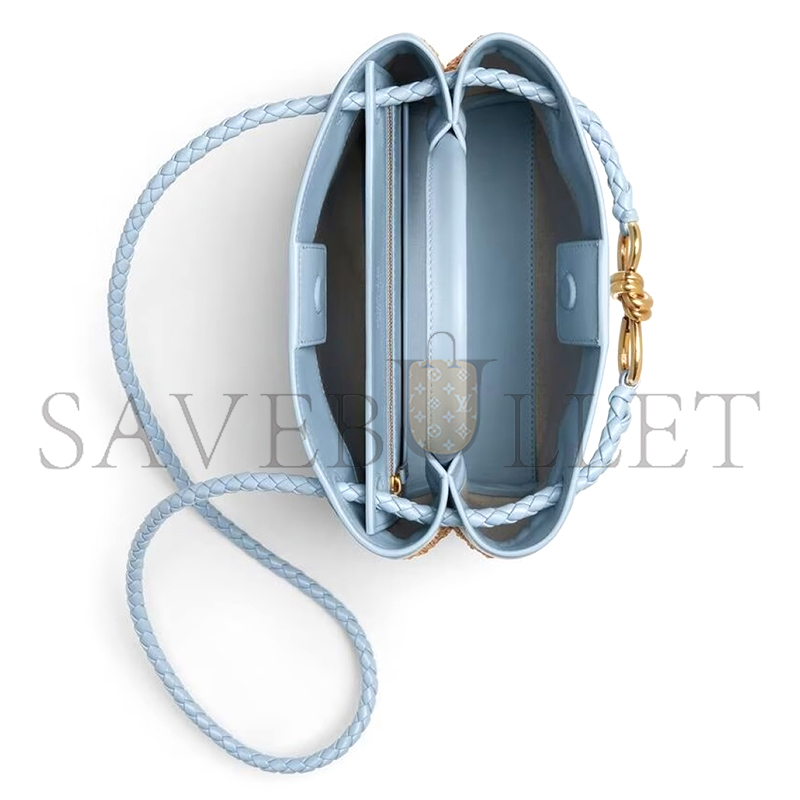 BOTTEGA VENETA SMALL ANDIAMO 827478 (25*22*10.5cm)